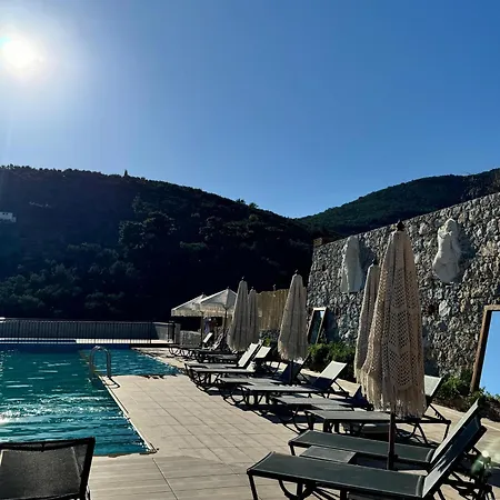 Noa Kazdaglari Tas Ve Bungalov Ξενοδοχείο *