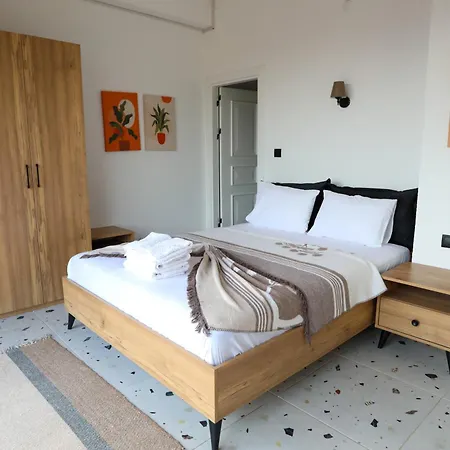 Noa Kazdaglari Tas Ve Bungalov Edremit (Balikesir)